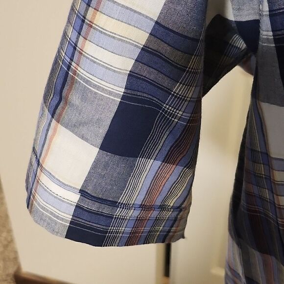 Blue plaid Eli Cattleman short sleeve button down shirt - Picture 4 of 7